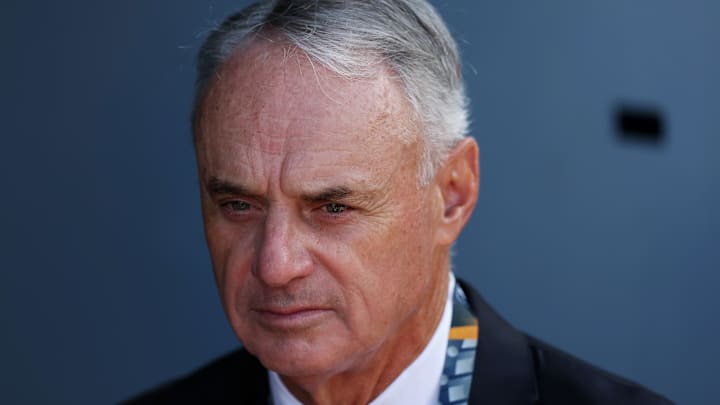 World Series - Toronto Blue Jays v Los Angeles Dodgers - Game Three