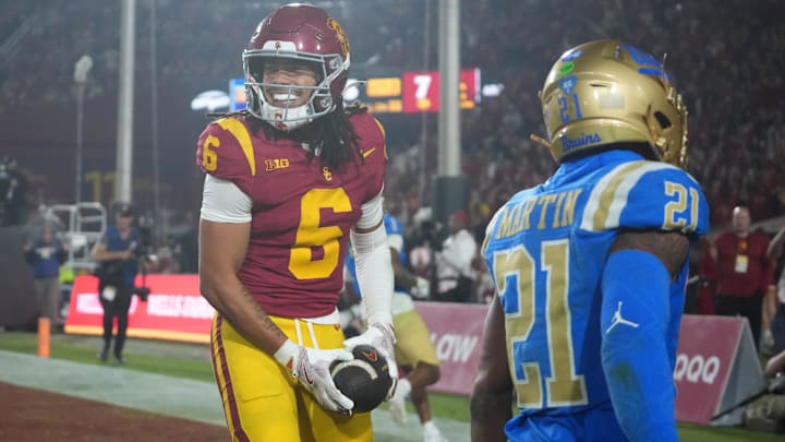 Would drafting a receiver Caleb Williams already knows like USC's Makai Lemon be negligence or just thinking outside the box? Would drafting a receiver Caleb Williams already knows like USC's Makai Lemon be negligence or just thinking outside the box?