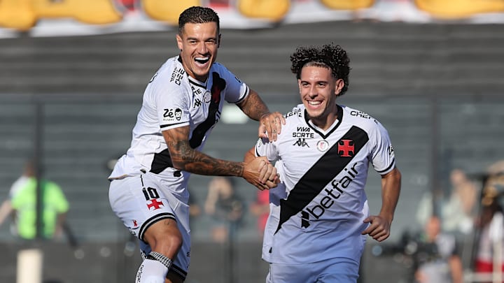 Philippe Coutinho e Nuno Moreira devem ser titulares contra o Internacional