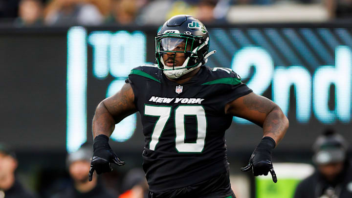 Quinton Jefferson with the New York Jets