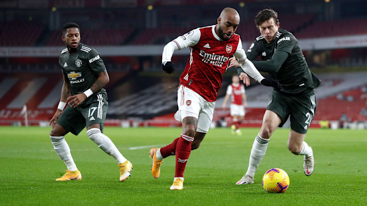 Red Devils e Gunners protagonizam o duelo mais aguardado da 14ª rodada da Premier League 