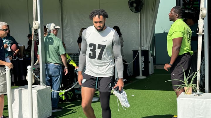 Eagles safety Caden Sterns Eagles safety Caden Sterns