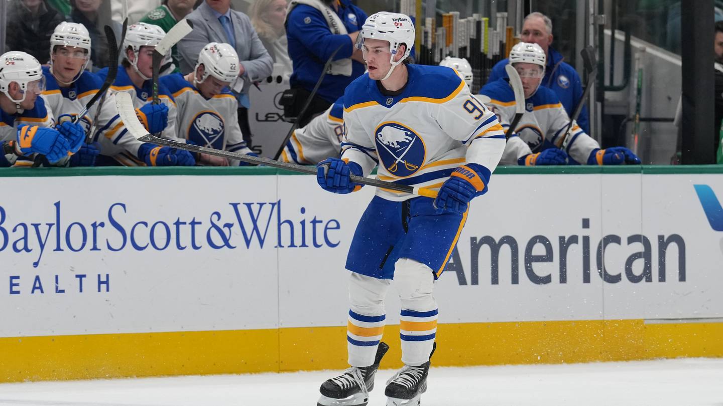 Sabres Secure 10th Straight Win, Down Stars 4-1