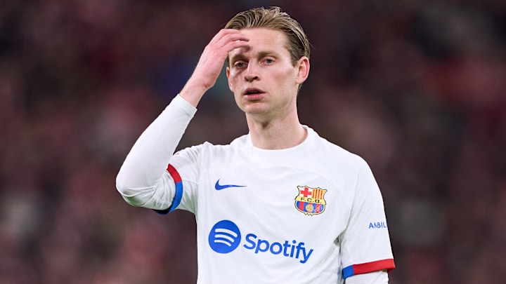 Frenkie de Jong serait annoncé sur le départ du FC Barcelone. 