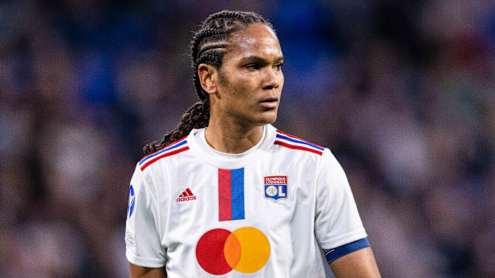 Les compos de départ d'OL - PSG sont tombées. Les compos de départ d'OL - PSG sont tombées.