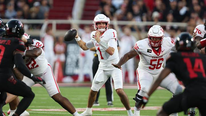 Sep 18, 2026; Lubbock, Texas, USA; Houston Cougars quarterback Conner Weigman (1) passes against the Texas Tech Red Raiders in the first half at Galaxy Stadium. Mandatory Credit: Michael C. Johnson-Imagn Images Sep 18, 2026; Lubbock, Texas, USA; Houston Cougars quarterback Conner Weigman (1) passes against the Texas Tech Red Raiders in the first half at Galaxy Stadium. Mandatory Credit: Michael C. Johnson-Imagn Images