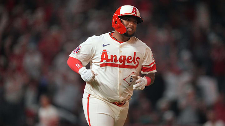 Willie Calhoun está en el roster de México Rojo 