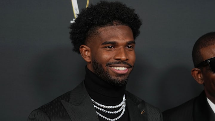 Shedeur Sanders on the red carpet before Super Bowl LIX NFL Honors at Saenger Theatre. 