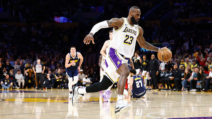 Los Angeles Lakers disfrutarán de LeBron James al menos otra temporada 