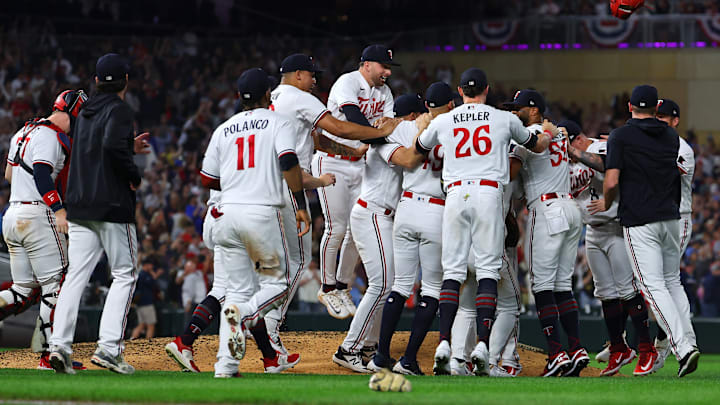 Los Angeles Angels v Minnesota Twins