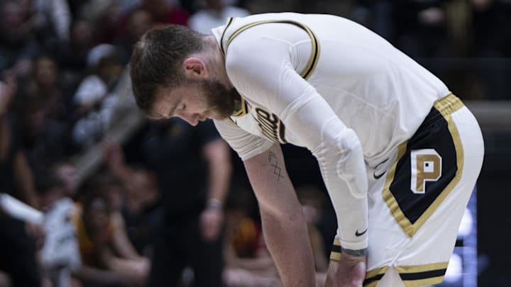 Purdue Boilermakers guard Braden Smith (3) holds his knee.