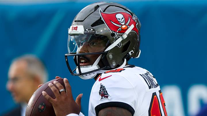 Aug 28, 2026; Jacksonville, Florida, USA; Tampa Bay Buccaneers quarterback Jalon Daniels (10) warms up before a preseason game against the Jacksonville Jaguars at EverBank Stadium. Mandatory Credit: Nathan Ray Seebeck-Imagn Images Aug 28, 2026; Jacksonville, Florida, USA; Tampa Bay Buccaneers quarterback Jalon Daniels (10) warms up before a preseason game against the Jacksonville Jaguars at EverBank Stadium. Mandatory Credit: Nathan Ray Seebeck-Imagn Images
