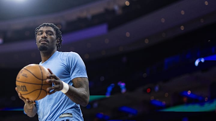 Memphis Grizzlies guard Vince Williams Jr. warms up before action against the Philadelphia 76ers at Wells Fargo Center. 