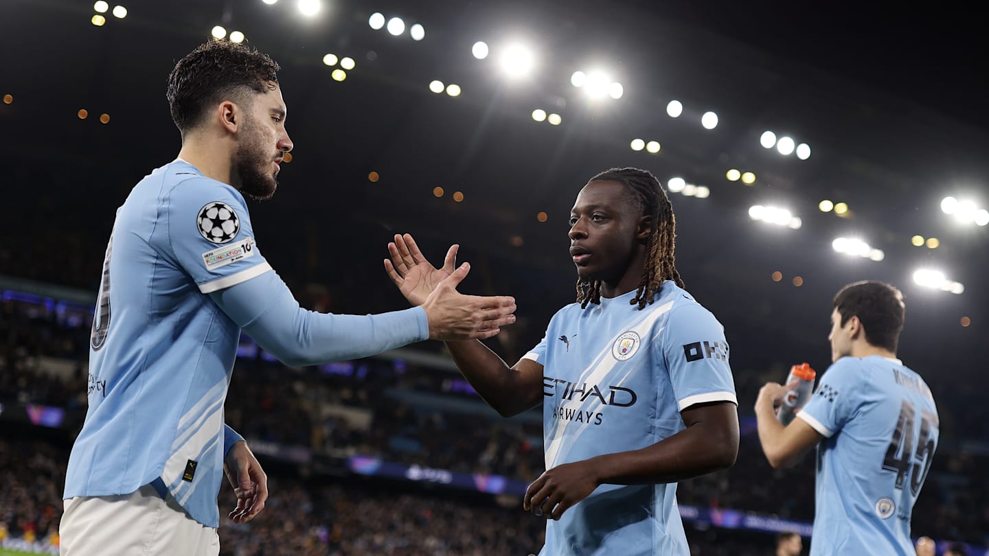 France : Rayan Cherki lâche une punchline hilarante sur le style vestimentaire de Jérémy Doku