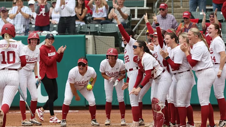 The University of Alabama softball team celebrates a homerun against Georgia at Rhoads Stadium in Tuscaloosa, AL on Sunday, Mar 30, 2025.