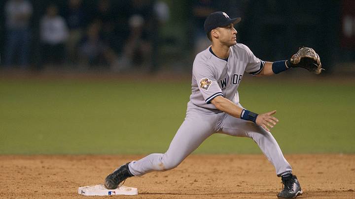Derek Jeter, durante el séptimo partido de la Serie Mundial de 2001. Derek Jeter, durante el séptimo partido de la Serie Mundial de 2001.