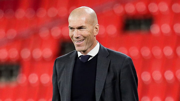 Zidane n'aurait pas eu de contacts avec le PSG