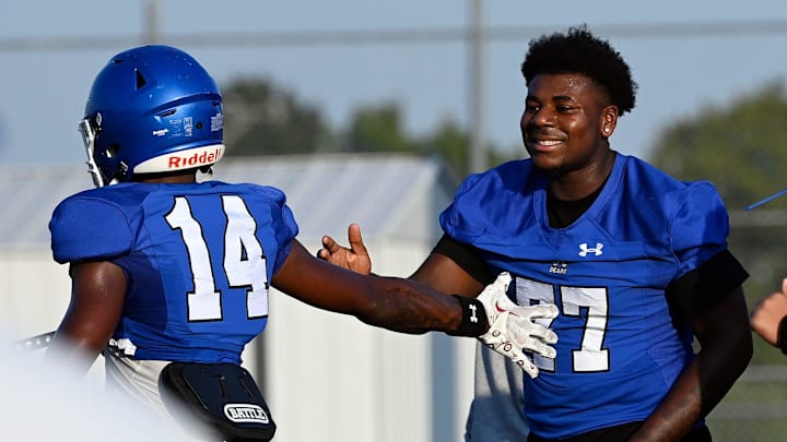 NC State football recruiting signee Takhyian Whitset