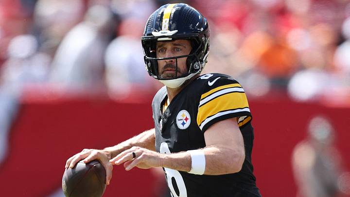 Pittsburgh Steelers quarterback Aaron Rodgers Pittsburgh Steelers quarterback Aaron Rodgers