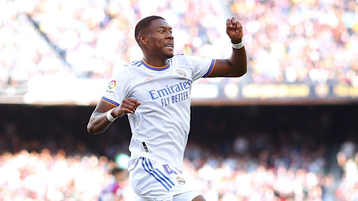 David Alaba bejubelt sein Traumtor zum 1:0