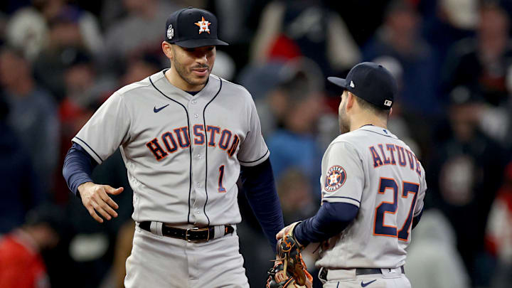 Correa y Altuve tienen una estrecha relación 