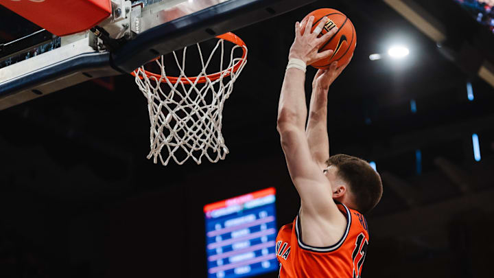 Virginia Cavaliers center Johann Grünloh Virginia Cavaliers center Johann Grünloh