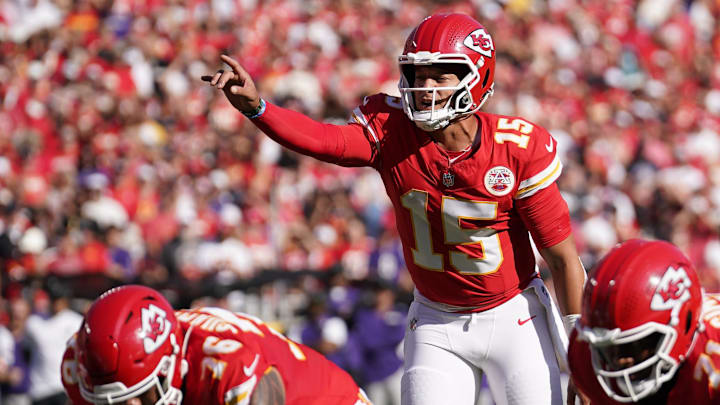 Sep 28, 2025; Kansas City, Missouri, USA; Kansas City Chiefs quarterback Patrick Mahomes (15) calls a play during the second quarter against the Baltimore Ravens at GEHA Field at Arrowhead Stadium. Mandatory Credit: Denny Medley-Imagn Images Sep 28, 2025; Kansas City, Missouri, USA; Kansas City Chiefs quarterback Patrick Mahomes (15) calls a play during the second quarter against the Baltimore Ravens at GEHA Field at Arrowhead Stadium. Mandatory Credit: Denny Medley-Imagn Images