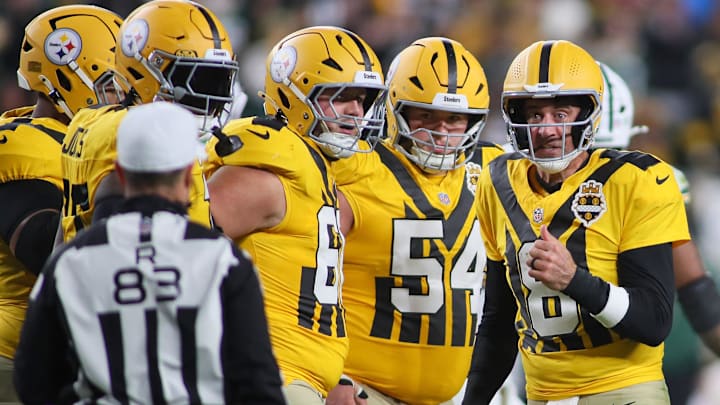 Aaron Rodgers was forced to use a silent snap count at home. Aaron Rodgers was forced to use a silent snap count at home.