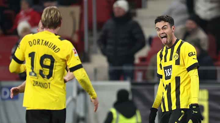 Der BVB jubelt spät gegen Mainz