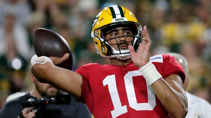 Green Bay Packers quarterback Jordan Love (10) throws the ball during Green Bay Packers Family Night on Aug. 7, 2026, at Lambeau Field in Green Bay, Wis. Green Bay Packers quarterback Jordan Love (10) throws the ball during Green Bay Packers Family Night on Aug. 7, 2026, at Lambeau Field in Green Bay, Wis.