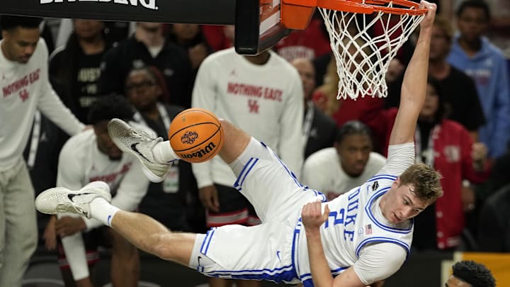 Apr 5, 2025; San Antonio, TX, USA; Duke Blue Devils forward Cooper Flagg (2) dunks the ball against the Houston Cougars during the first half in the semifinals of the men's Final Four of the 2025 NCAA Tournament at Alamodome. Mandatory Credit: Scott Wachter-Imagn Images
Apr 5, 2025; San Antonio, TX, USA; Duke Blue Devils forward Cooper Flagg (2) dunks the ball against the Houston Cougars during the first half in the semifinals of the men's Final Four of the 2025 NCAA Tournament at Alamodome. Mandatory Credit: Scott Wachter-Imagn Images