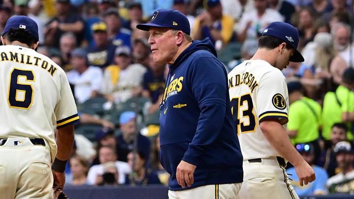 Oct 12, 2026; Milwaukee, Wisconsin, USA; Milwaukee Brewers manager Pat Murphy relieves pitcher Logan Henderson (43) during the fifth inning against the Los Angeles Dodgers n game two of the NLCS for the 2026 MLB Playoffs at American Family Field. Mandatory Credit: Benny Sieu-Imagn Images Oct 12, 2026; Milwaukee, Wisconsin, USA; Milwaukee Brewers manager Pat Murphy relieves pitcher Logan Henderson (43) during the fifth inning against the Los Angeles Dodgers n game two of the NLCS for the 2026 MLB Playoffs at American Family Field. Mandatory Credit: Benny Sieu-Imagn Images