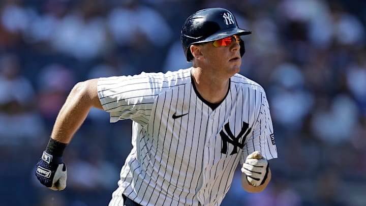 DJ LeMahieu recibió un pelotazo en la cara durante los entrenamientos