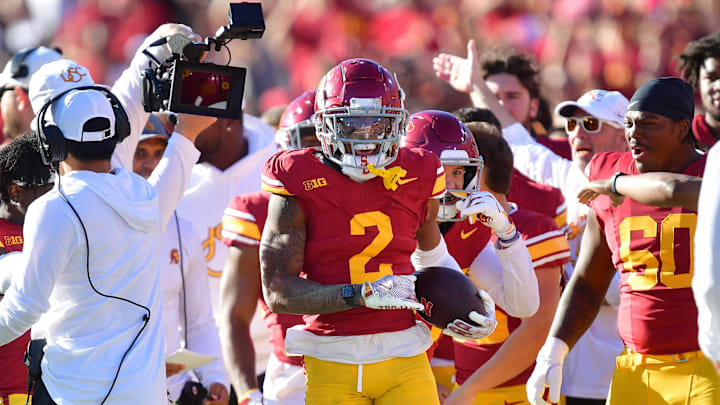 Nov 16, 2024; Los Angeles, California, USA; Southern California Trojans cornerback Jaylin Smith (2) reacts after intercepting a pass against the Nebraska Cornhuskers during the first half at the Los Angeles Memorial Coliseum. Mandatory Credit: Gary A. Vasquez-Imagn Images Nov 16, 2024; Los Angeles, California, USA; Southern California Trojans cornerback Jaylin Smith (2) reacts after intercepting a pass against the Nebraska Cornhuskers during the first half at the Los Angeles Memorial Coliseum. Mandatory Credit: Gary A. Vasquez-Imagn Images