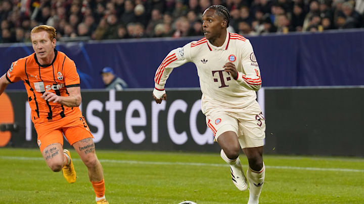 Mathys Tel, Yukhym Konoplya