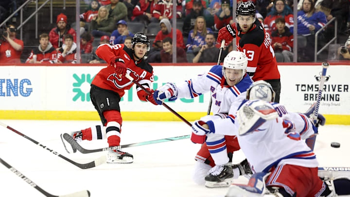 New York Rangers v New Jersey Devils