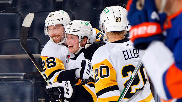 Pittsburgh Penguins v New York Islanders