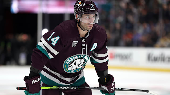 Adam Henrique is a great trade target for the New Jersey Devils