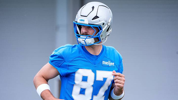 Detroit Lions tight end Sam Laporta (87) before OTAs at Meijer Performance Center in Allen Park on Thursday, June 11, 2026. Detroit Lions tight end Sam Laporta (87) before OTAs at Meijer Performance Center in Allen Park on Thursday, June 11, 2026.