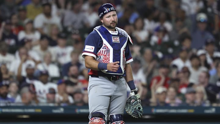 Cal Raleigh volvió a protagonizar un gesto polémico con un compañero de los Mariners