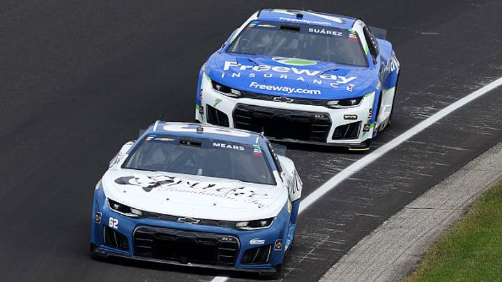 Casey Mears, Beard Motorsports, Daniel Suarez, Spire Motorsports, NASCAR Cup Series