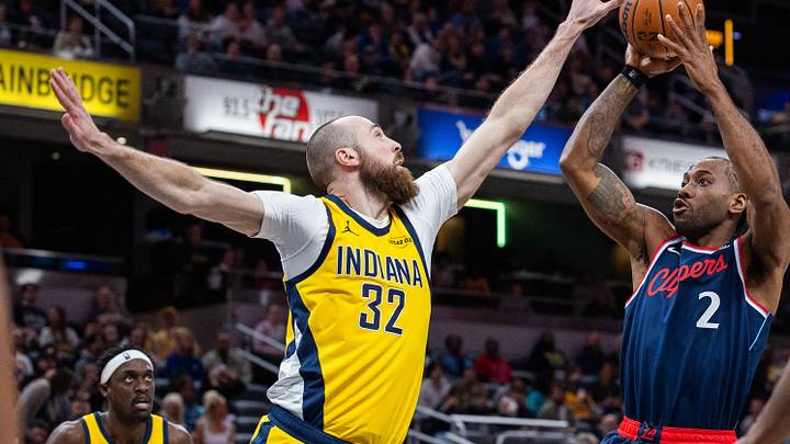 Mar 27, 2026; Indianapolis, Indiana, USA; LA Clippers forward Kawhi Leonard (2) shoots against Indiana Pacers center Jay Huff (32) in the first half at Gainbridge Fieldhouse. Mandatory Credit: Trevor Ruszkowski-Imagn Images Mar 27, 2026; Indianapolis, Indiana, USA; LA Clippers forward Kawhi Leonard (2) shoots against Indiana Pacers center Jay Huff (32) in the first half at Gainbridge Fieldhouse. Mandatory Credit: Trevor Ruszkowski-Imagn Images