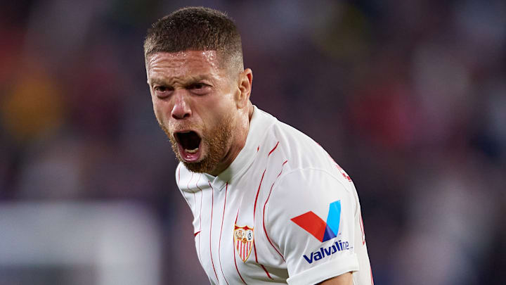 El Papu Gómez, la bandera del Sevilla en la Europa League.