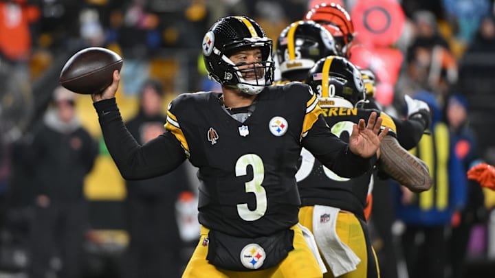 Jan 4, 2025; Pittsburgh, Pennsylvania, USA; Pittsburgh Steelers quarterback Russell Wilson (3) throws a pass against the Cincinnati Bengals during the second quarter at Acrisure Stadium. Mandatory Credit: Barry Reeger-Imagn Images