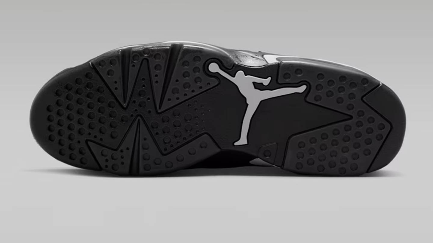 The Air Jordan 6 "Cap and Gown" Flunked Release Day