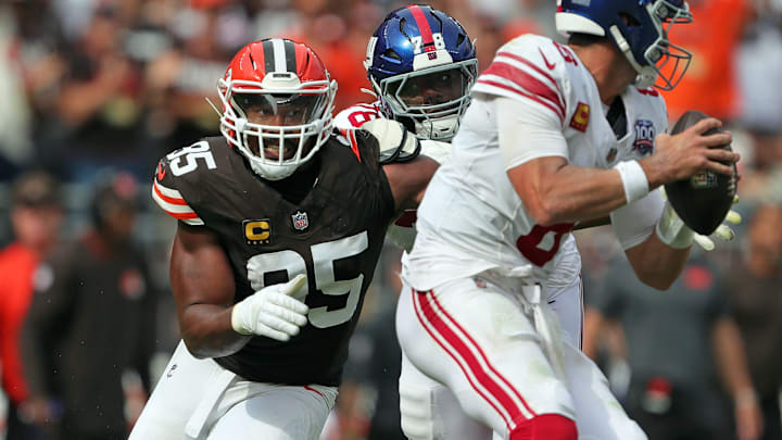 Cleveland Browns defensive end Myles Garrett (95) closes in on New York Giants quarterback Daniel Jones (8) during the second half of an NFL football game at Huntington Bank Field, Sunday, Sept. 22, 2024, in Cleveland, Ohio.