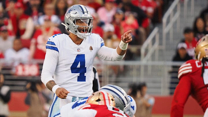 Dallas Cowboys quarterback Dak Prescott calls out before a play against the San Francisco 49ers during the first quarter at Levi's Stadium. 