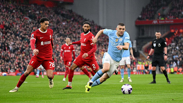 Liverpool e City fizeram grande jogo em Anfield