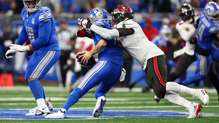Former Tampa Bay Buccaneers pass rusher Shaq Barrett is set to finally become a free agent, which could clear a path for a reunion.