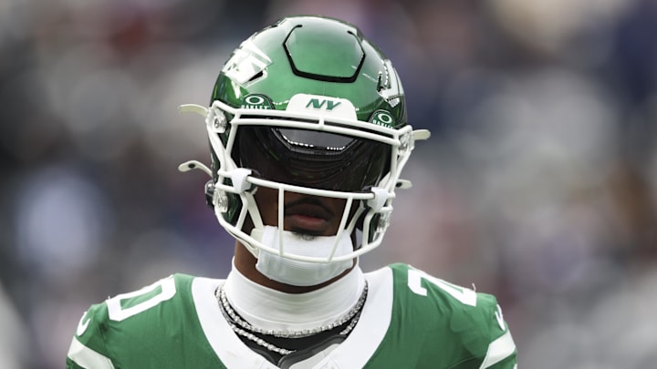 Dec 28, 2025; East Rutherford, New Jersey, USA; New York Jets running back Breece Hall (20) prior to the game against the New England Patriots at MetLife Stadium. Mandatory Credit: Vincent Carchietta-Imagn Images